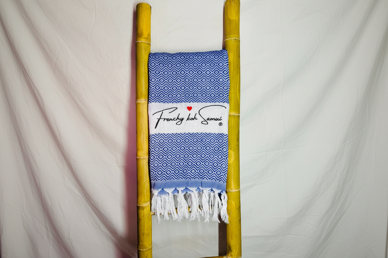TOWEL FOR THE BEACH & POOL